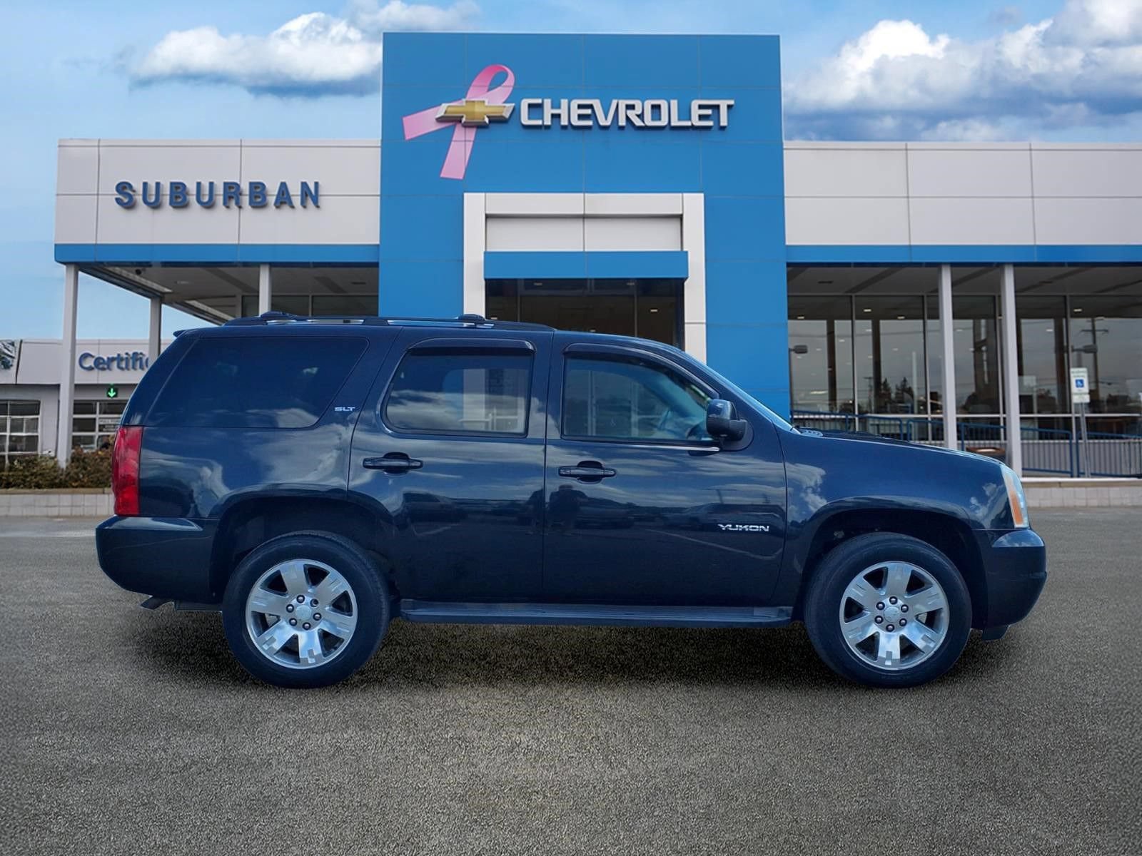 Used 2012 GMC Yukon SLT w/ SLT-2 Equipment Package AWD/4WD image 4