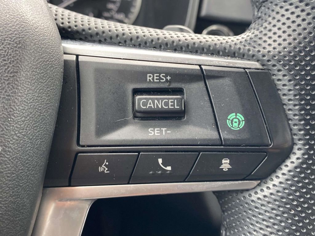 Used 2023 Mitsubishi Outlander SE image 28