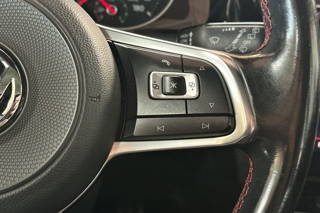 Used 2018 Volkswagen GTI SE w/ SE Leather Package image 29