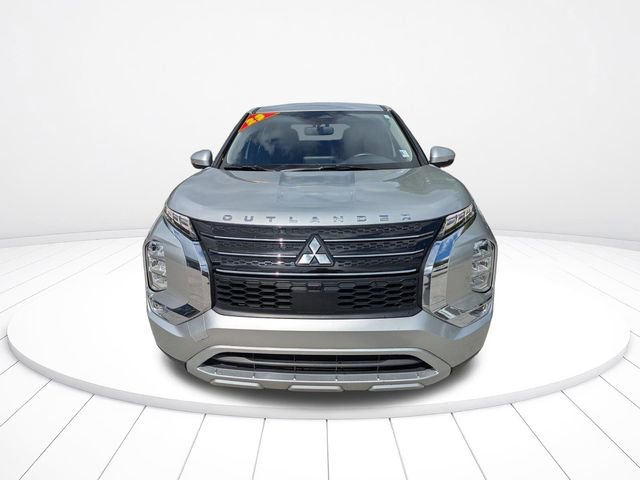 Used 2023 Mitsubishi Outlander SE FWD image 9