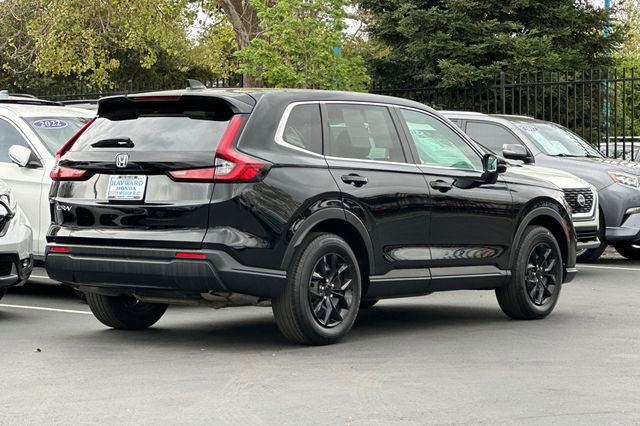 Certified 2025 Honda CR-V LX image 3