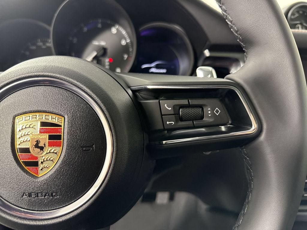 New 2026 Porsche Macan AWD/4WD image 39