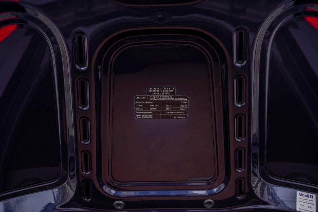 Used 2016 Porsche Boxster image 39