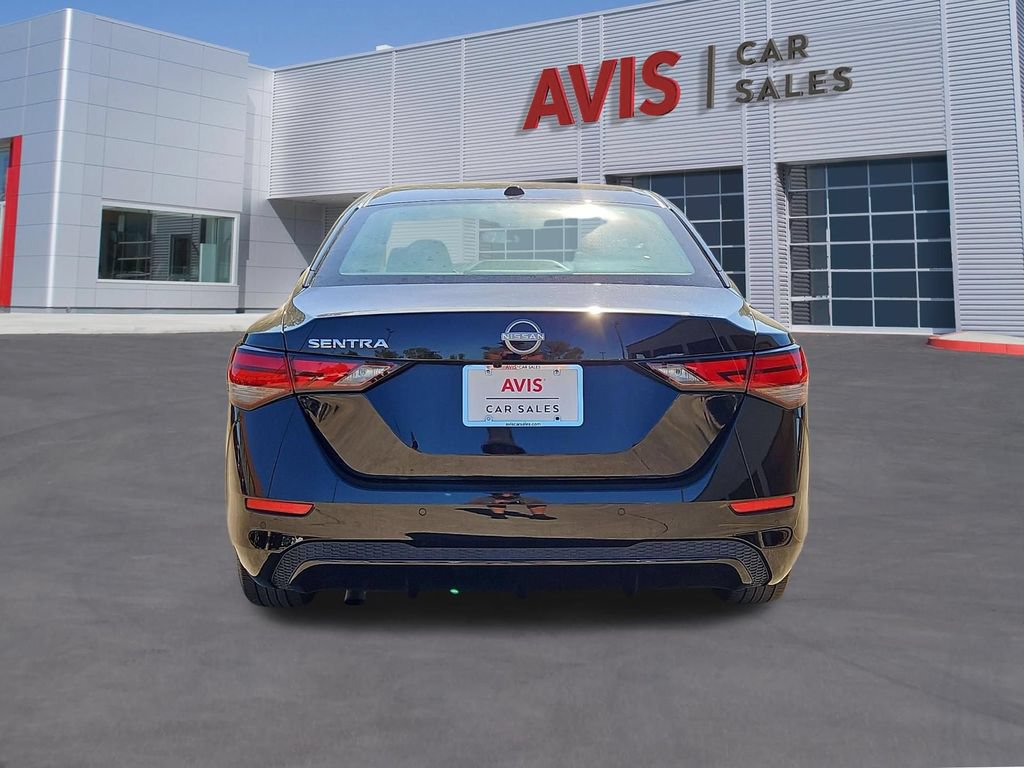 Used 2025 Nissan Sentra SV FWD image 7