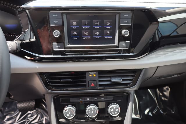 Used 2023 Volkswagen Taos S FWD image 31