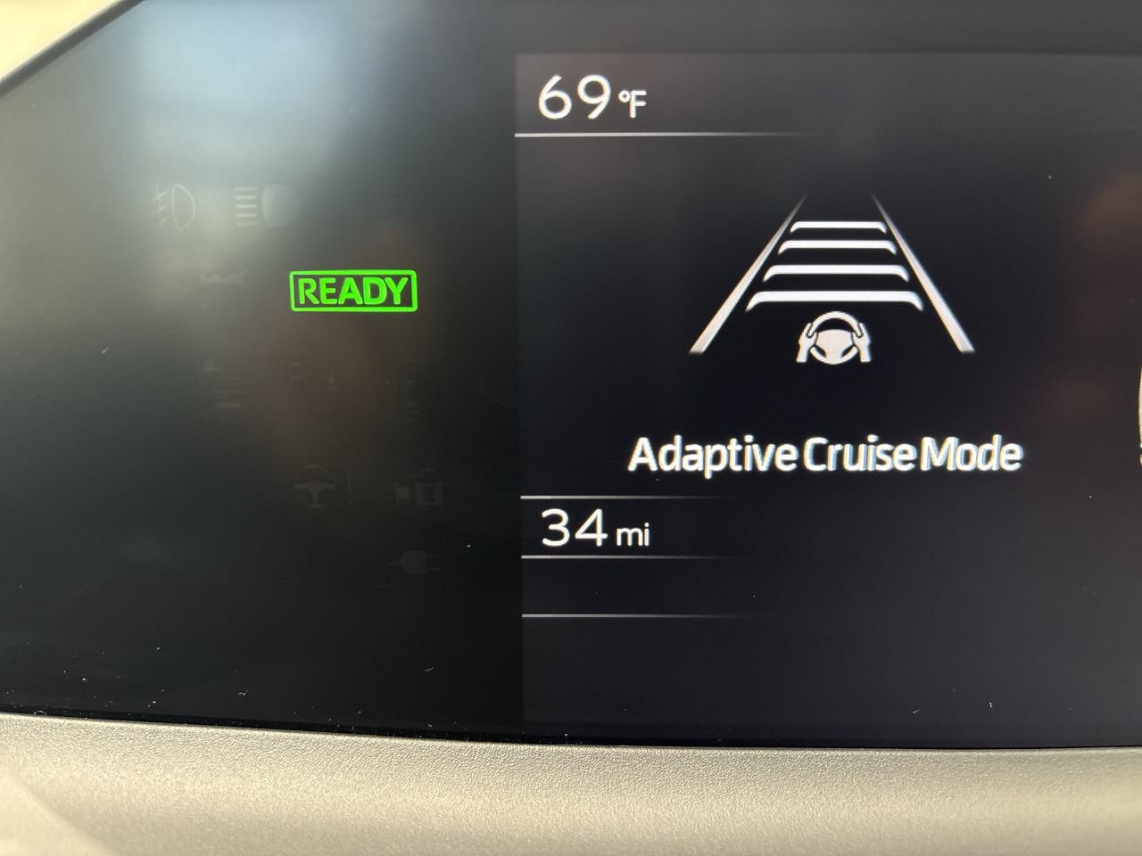 New 2026 Toyota C-HR AWD/4WD image 15