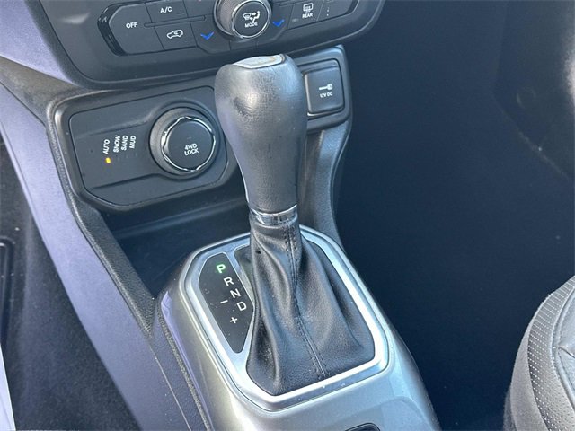 Certified 2019 Jeep Renegade Limited w/ UConnect 8.4 Nav Group image 22