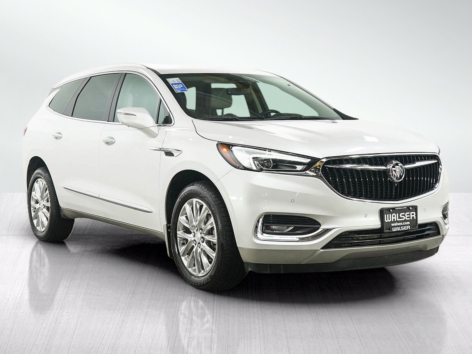 Used 2020 Buick Enclave Premium w/ Surround and Sites Package AWD/4WD image 7