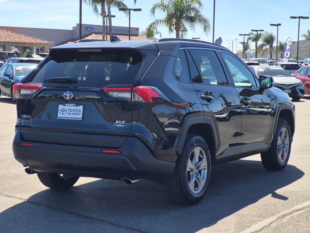 Used 2025 Toyota RAV4 XLE w/ Convenience Package image 5