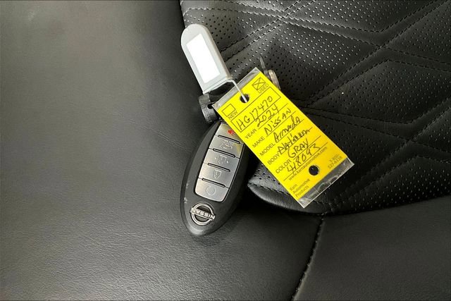 Used 2024 Nissan Armada Platinum w/ Captain's Chairs Package image 10