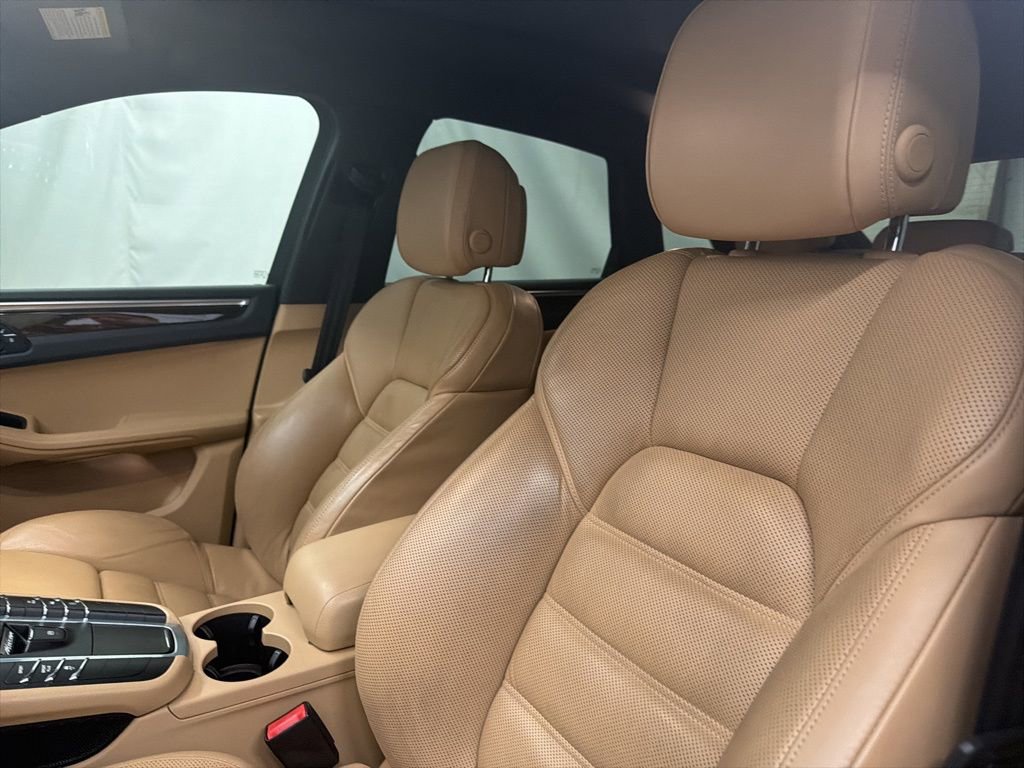 Used 2018 Porsche Macan S AWD/4WD image 13