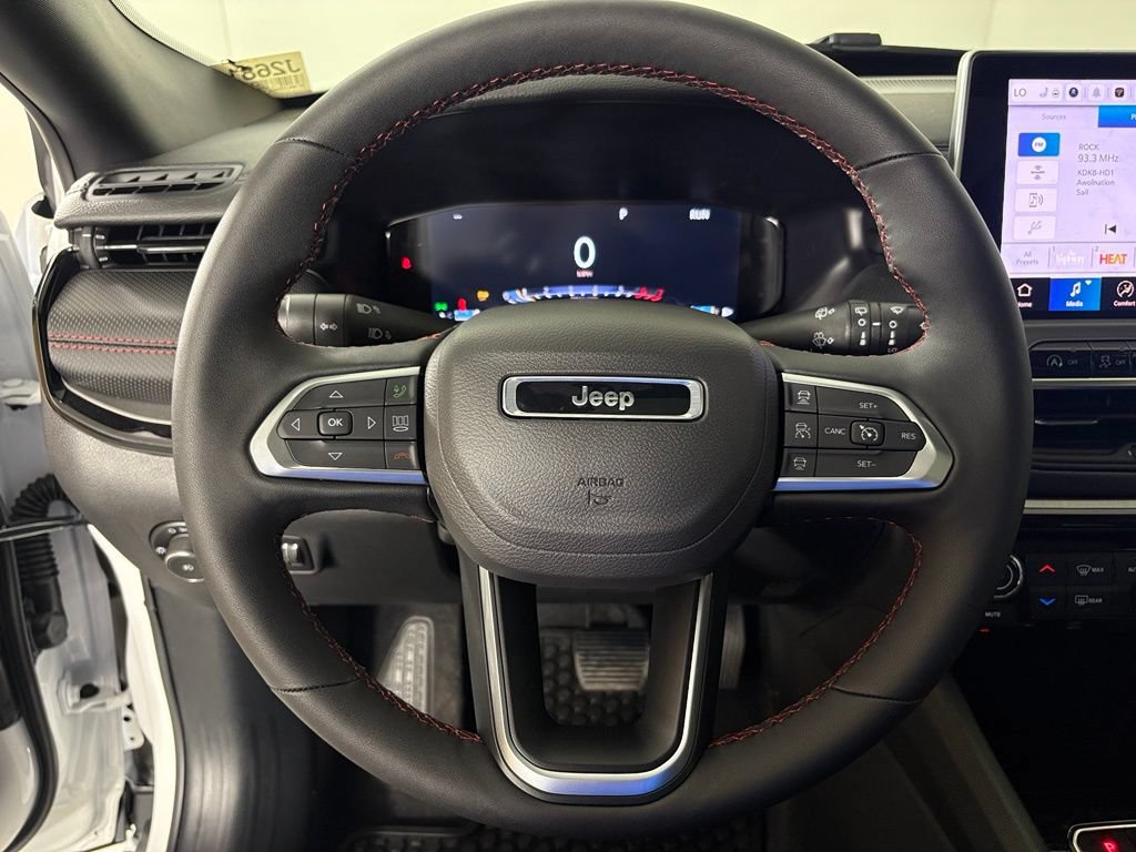 New 2026 Jeep Compass Trailhawk w/ Sun, Sound & Navigation Group AWD/4WD image 20