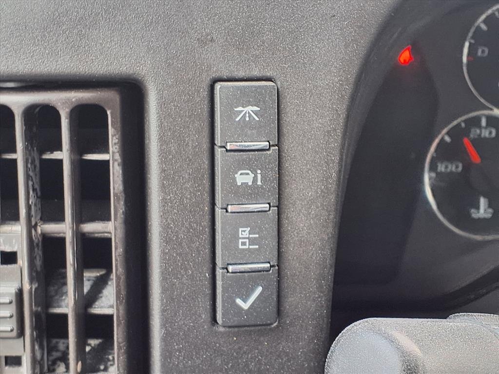 Used 2021 Chevrolet Express 3500 Work Van w/ Power Convenience Package image 11