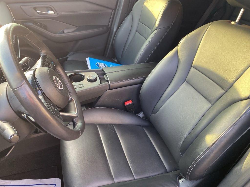 Used 2024 Nissan Rogue SL AWD/4WD image 19