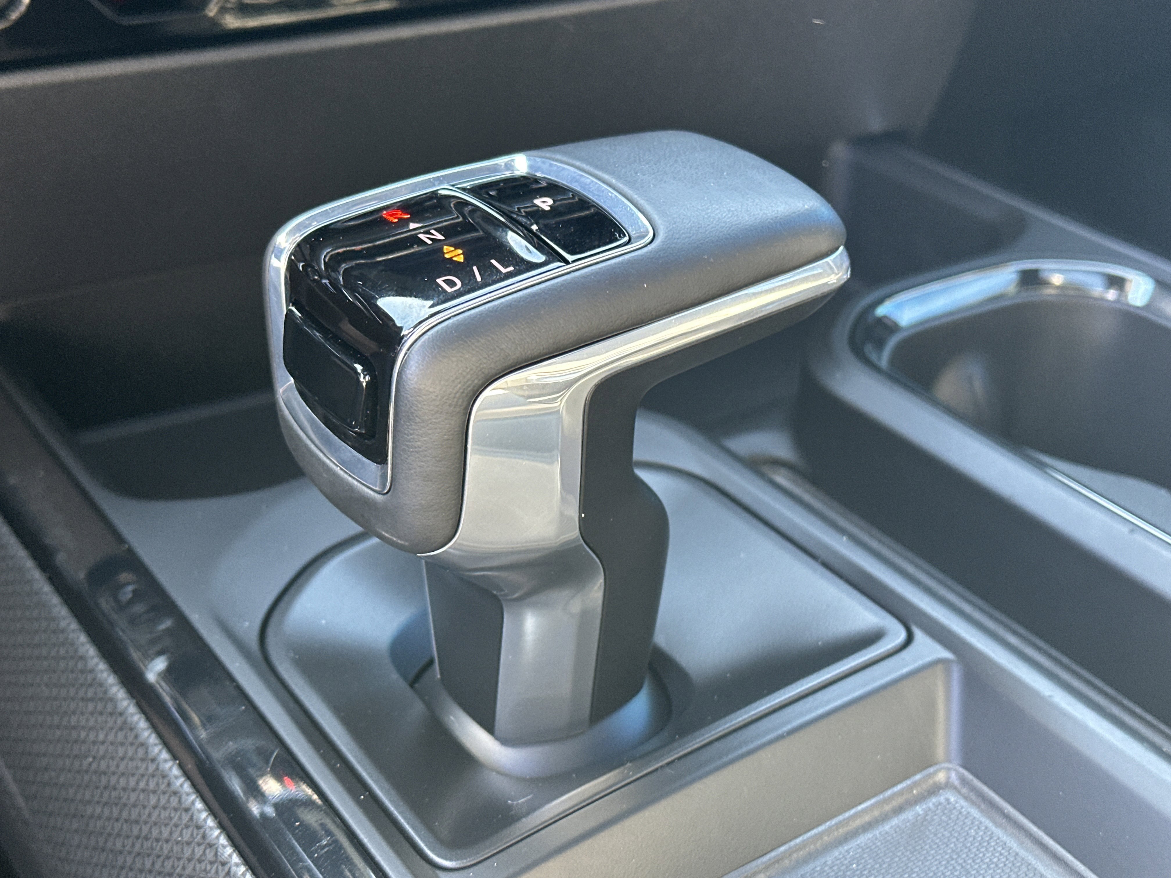 Certified 2025 Chevrolet Silverado 1500 ZR2 w/ Technology Package image 32