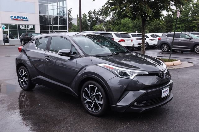 Used 2019 Toyota C-HR Limited FWD image 7