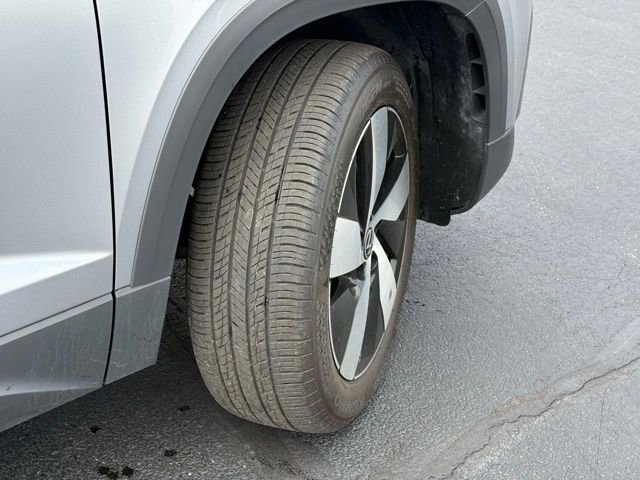 Certified 2024 Volkswagen Taos S AWD/4WD image 11