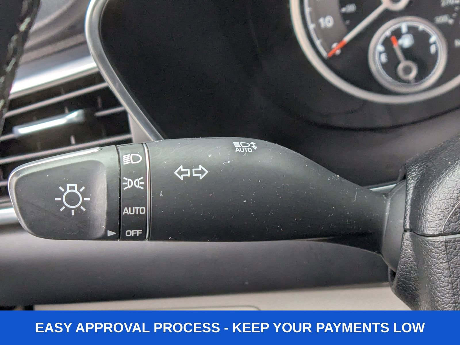 Used 2023 Genesis G70 2.0T image 43