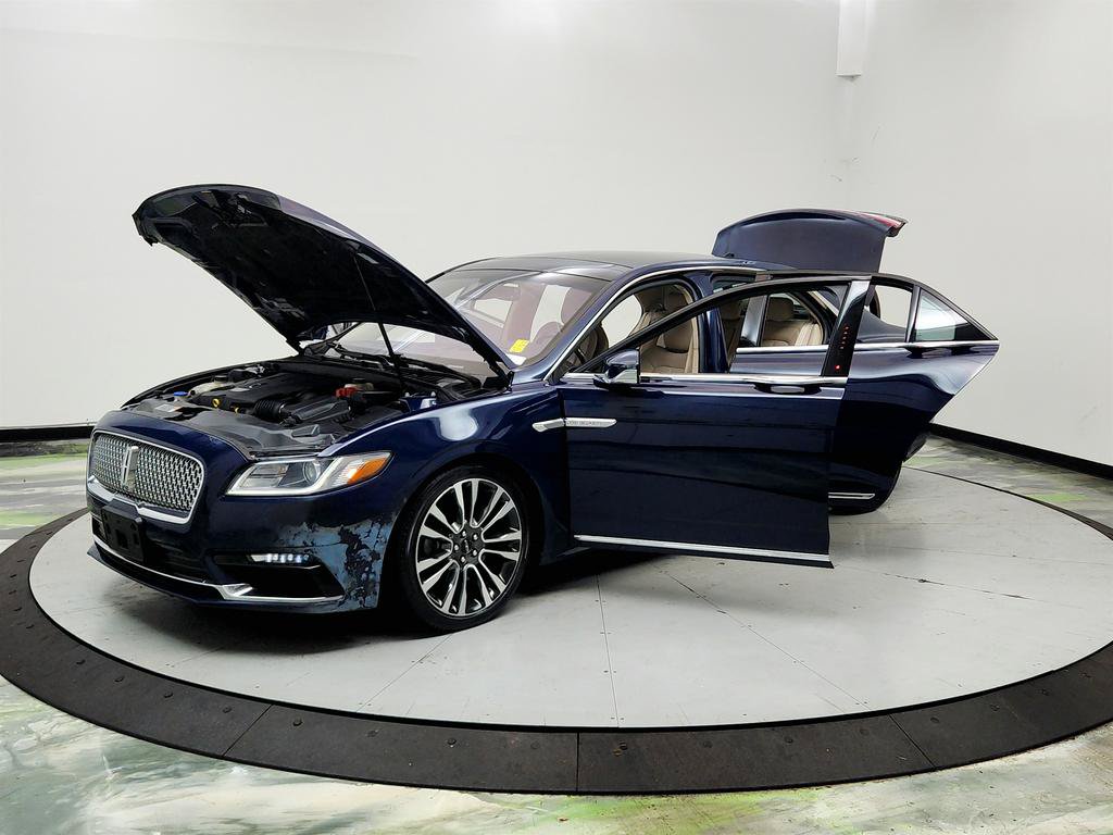 Used 2018 Lincoln Continental Reserve AWD/4WD image 9