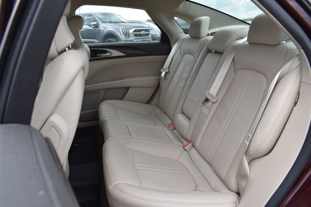 Used 2018 Lincoln MKZ Select w/ Select Plus Package FWD image 8