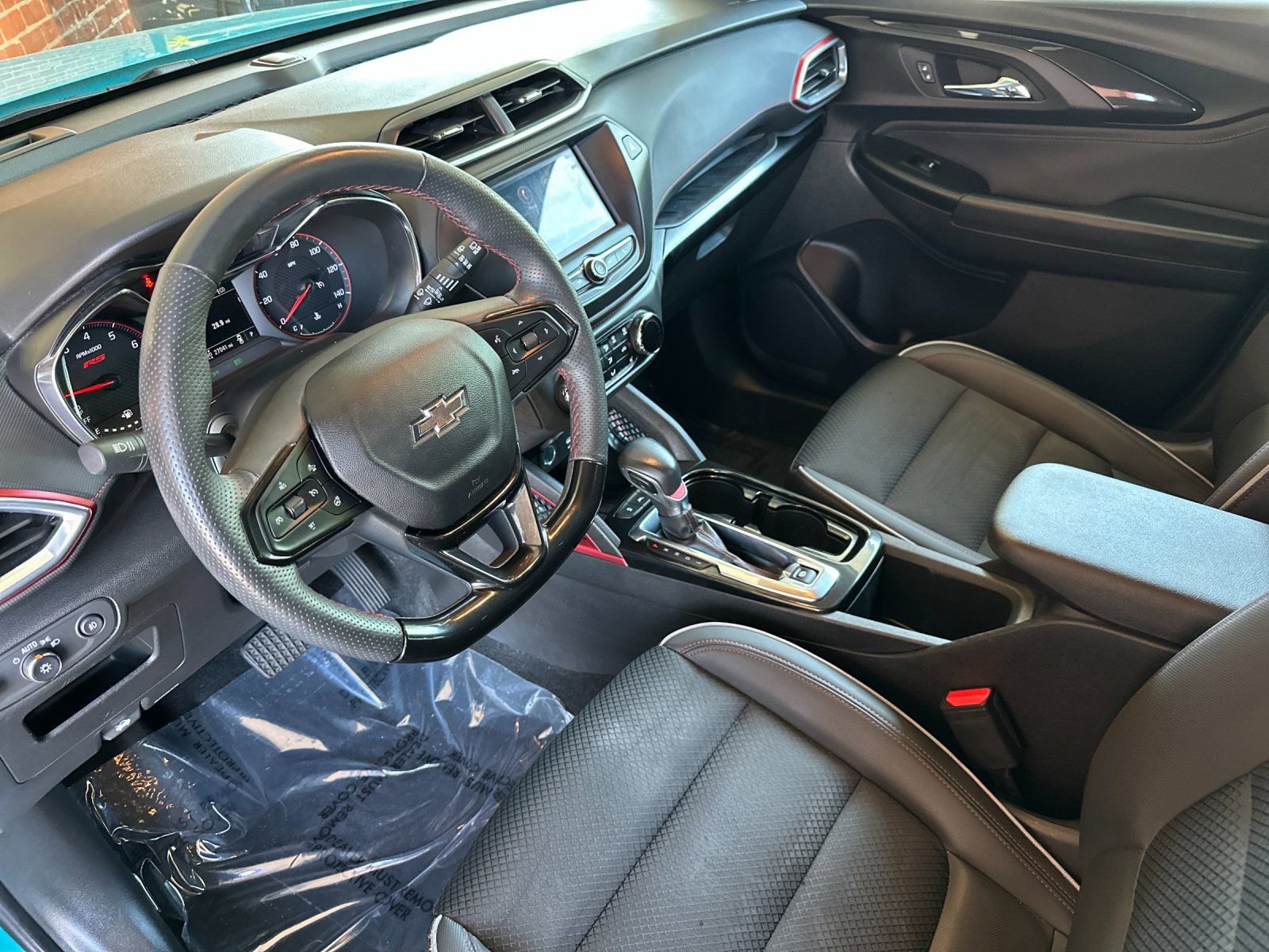 Used 2022 Chevrolet TrailBlazer RS image 11