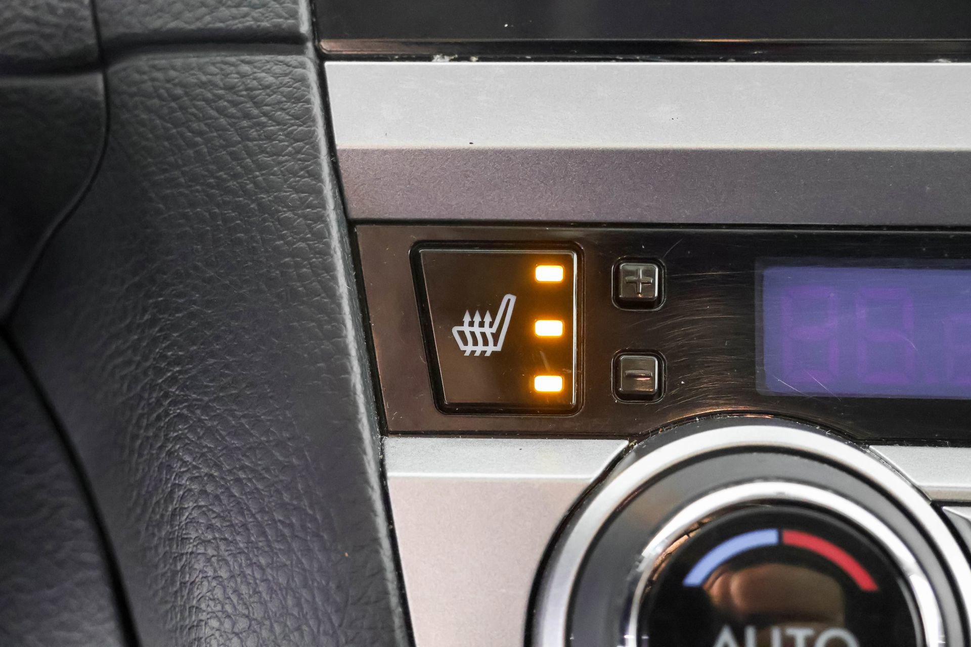 Used 2015 Subaru Outback 2.5i Limited AWD/4WD image 11