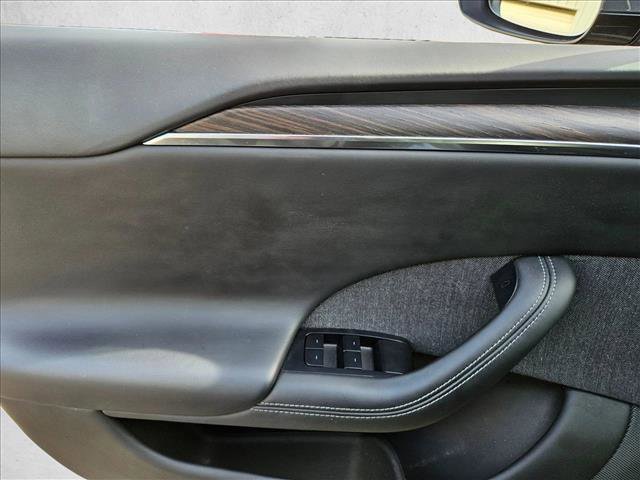 Used 2022 Tesla Model S image 9