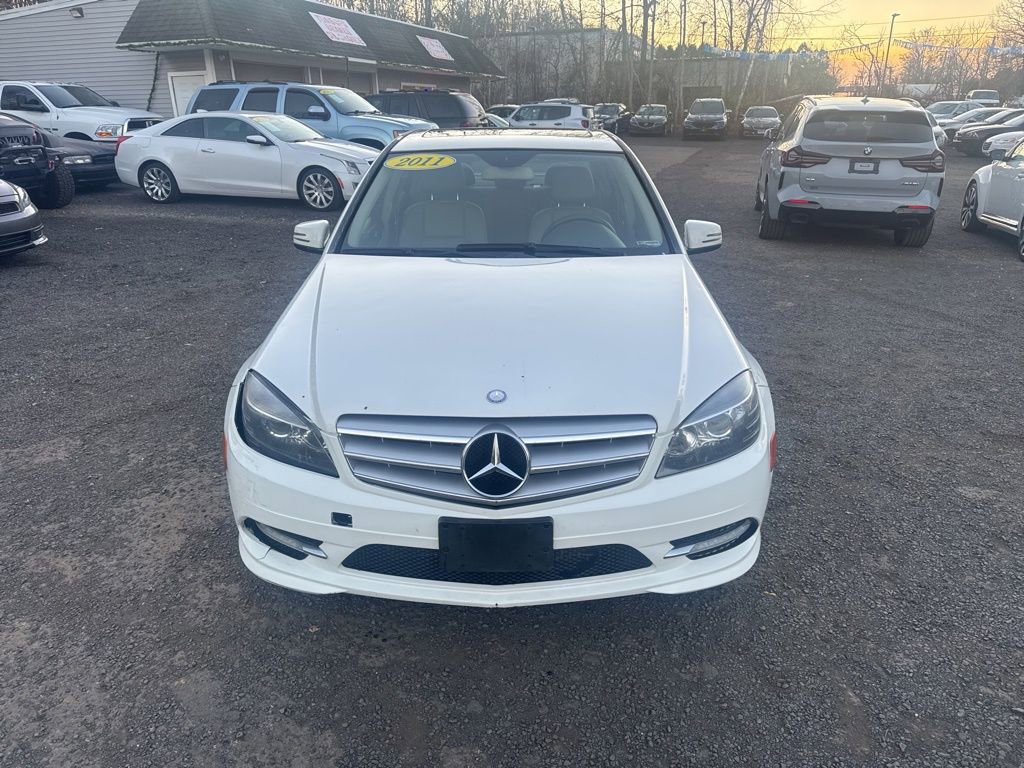 Used 2011 Mercedes-Benz C 300 4MATIC Sedan image 8