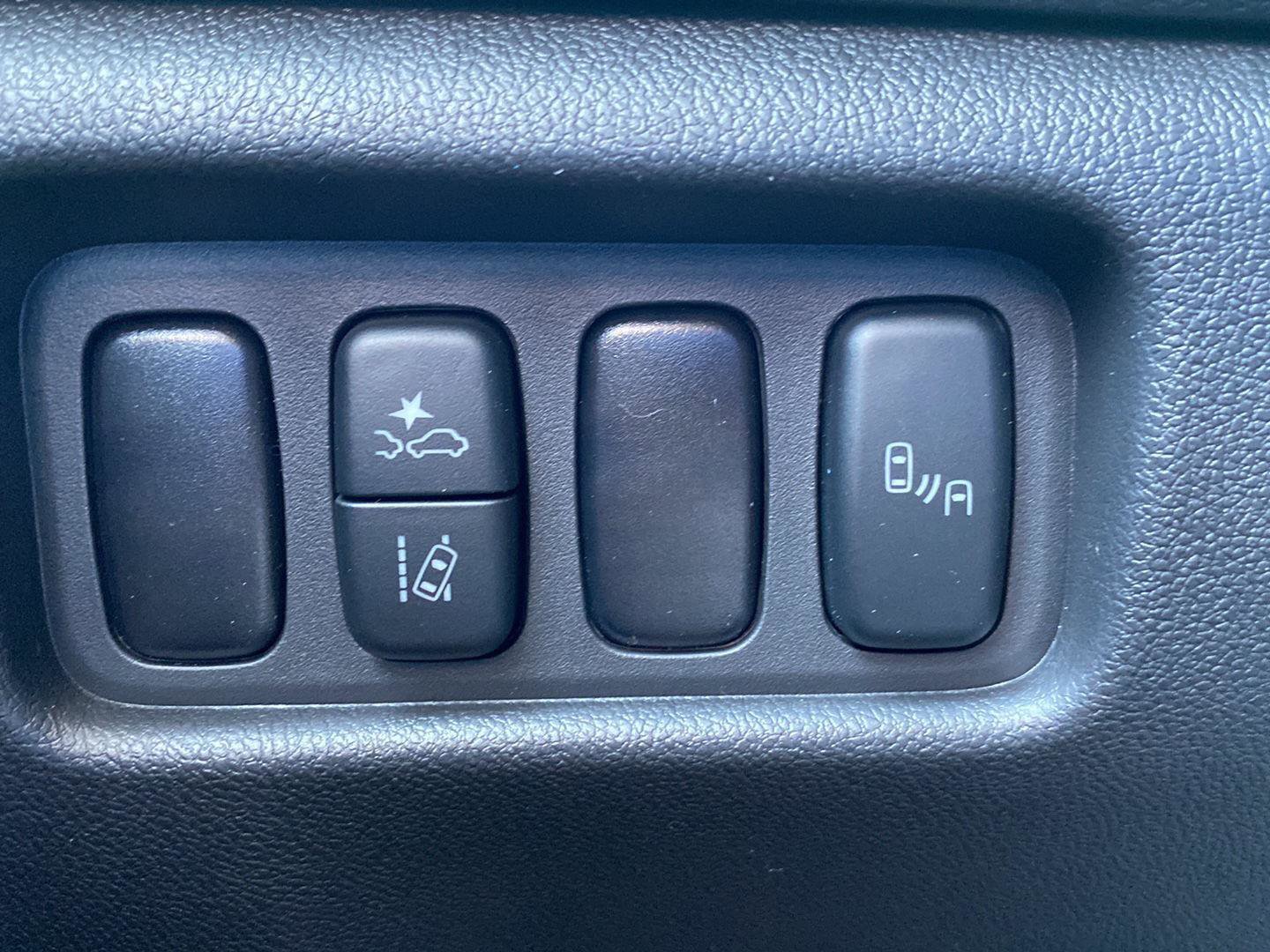 New 2026 Mitsubishi Outlander Sport SE image 26