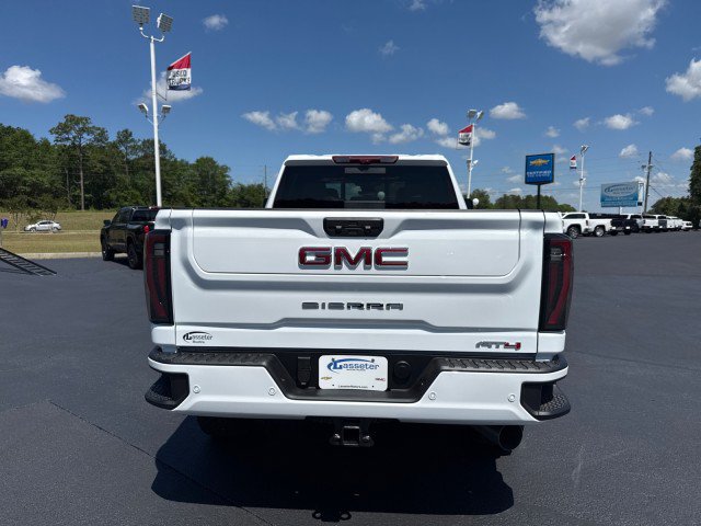 New 2026 GMC Sierra 2500 AT4 AWD/4WD image 4