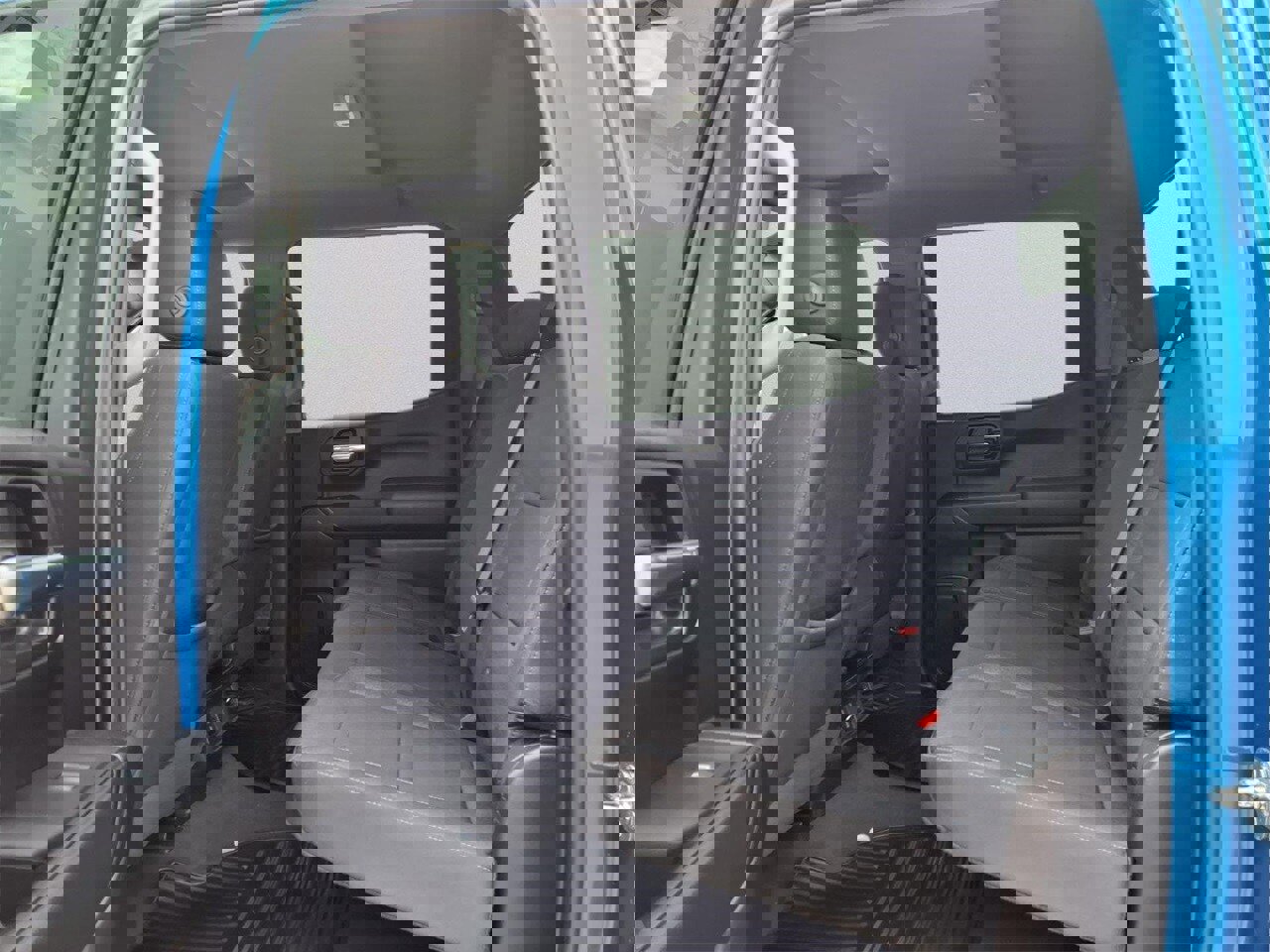 Used 2024 Chevrolet Silverado 1500 Custom image 11