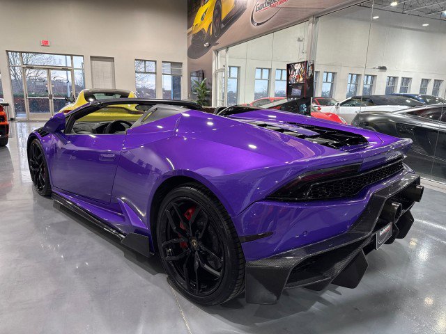 Used 2017 Lamborghini Huracan LP 610-4 image 6