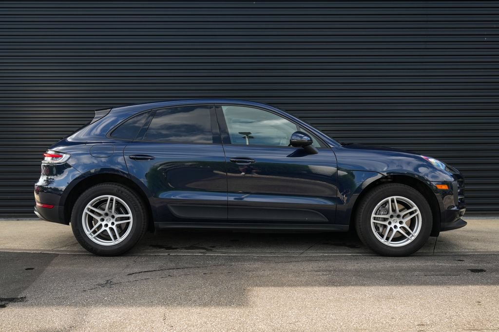 Certified 2021 Porsche Macan AWD/4WD image 36