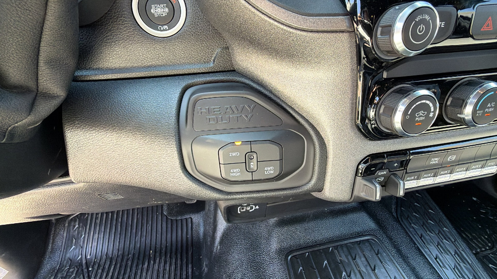 New 2026 RAM 5500 Tradesman w/ Chrome Appearance Group image 26