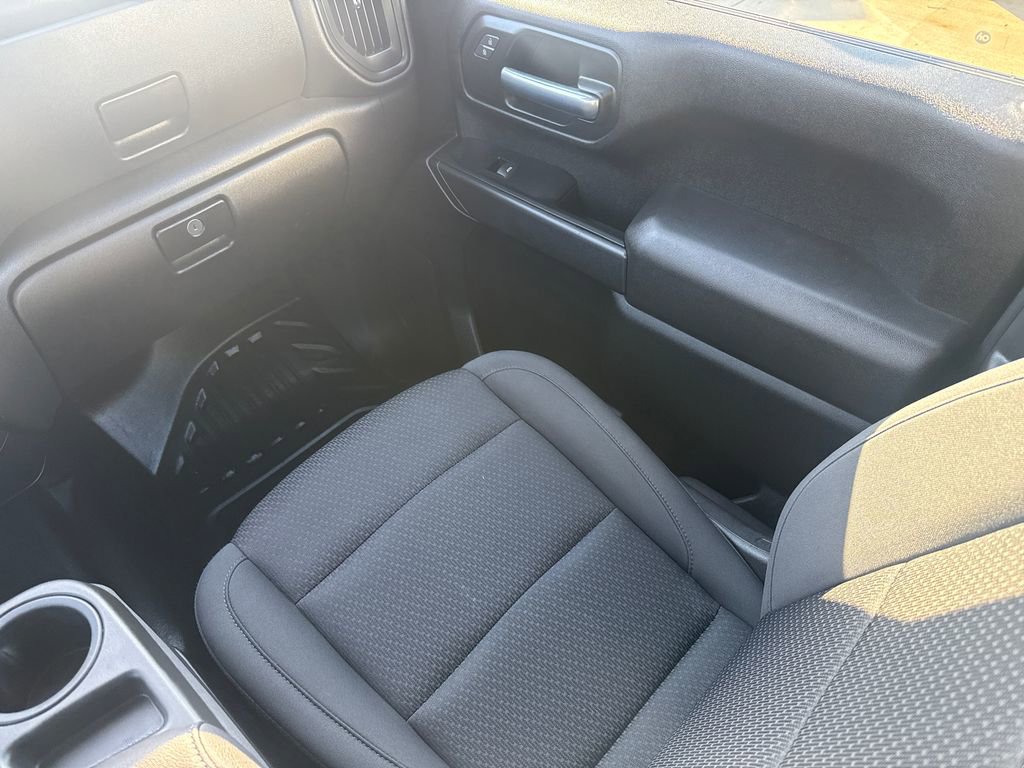 Used 2024 GMC Sierra 3500 Pro AWD/4WD image 16