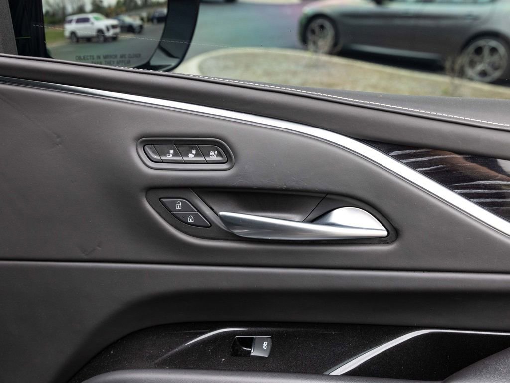 Used 2023 Cadillac Escalade ESV V image 71