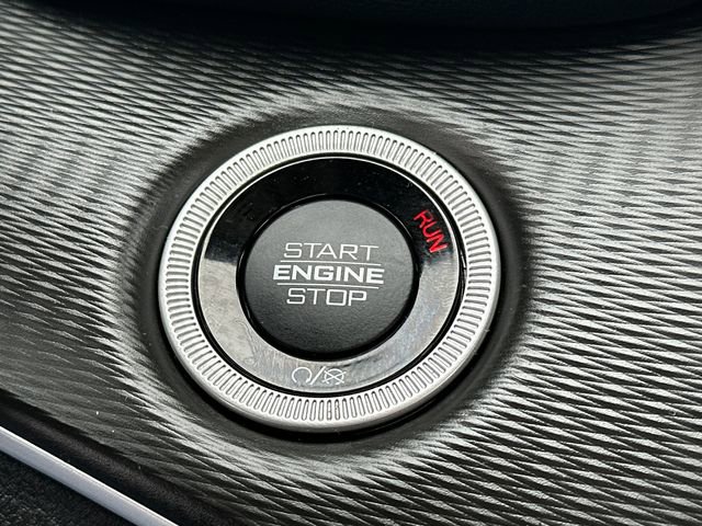 Used 2023 Jeep Grand Cherokee Laredo w/ Luxury Tech Group I image 37