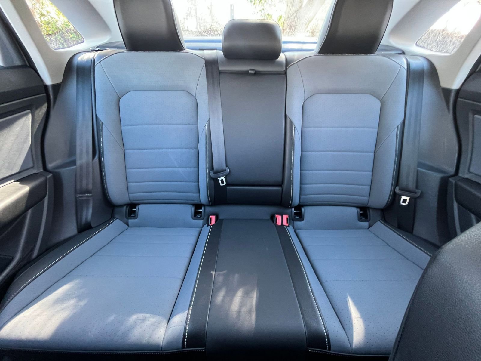 Used 2025 Volkswagen Jetta SE image 39