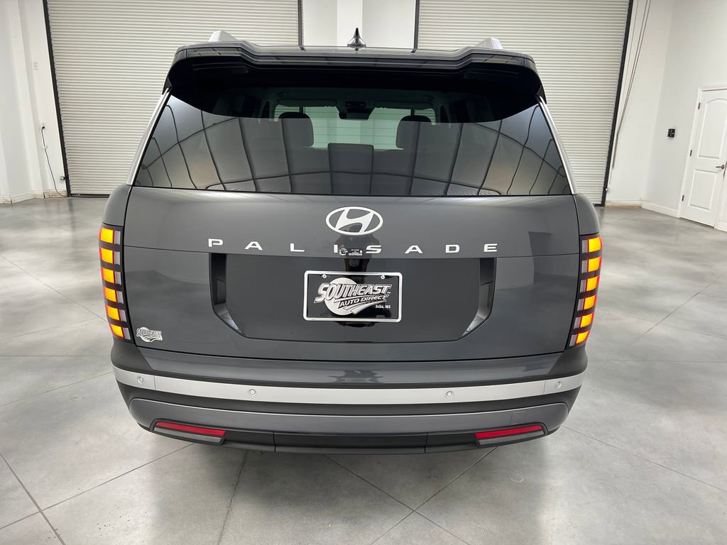 Used 2026 Hyundai Palisade SEL FWD image 6