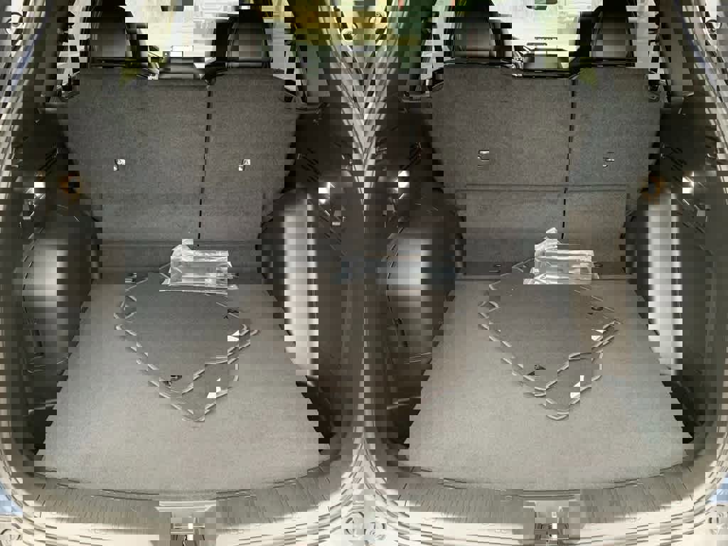 Used 2026 Honda CR-V Sport Touring image 5