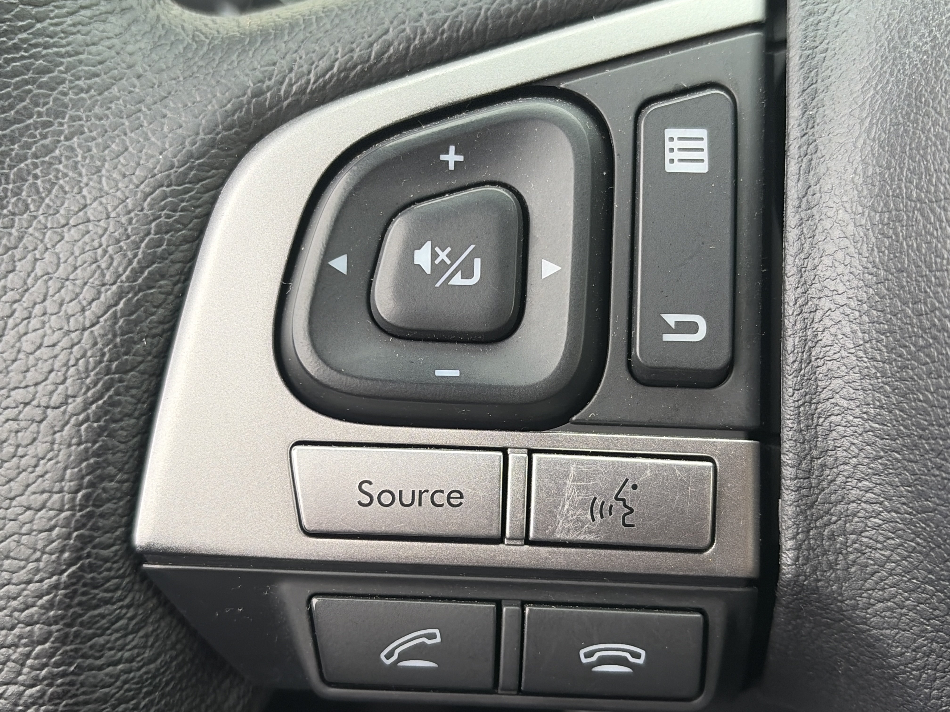 Used 2018 Subaru Forester 2.0XT Touring AWD/4WD image 16