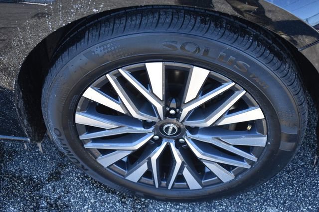 Used 2025 Nissan Altima 2.5 SV image 12