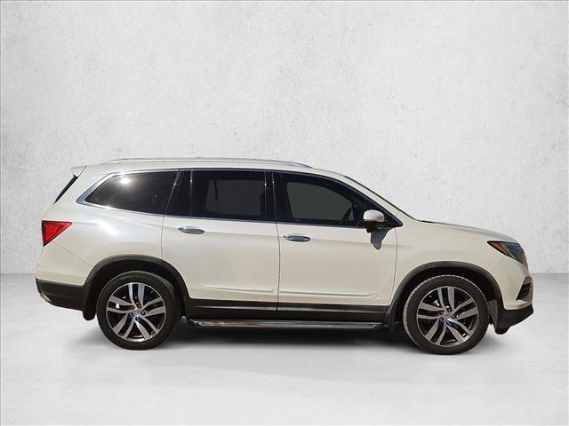 Used 2017 Honda Pilot Touring image 4