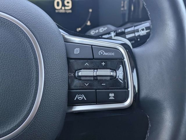 Used 2023 Kia Sorento SX Prestige image 25