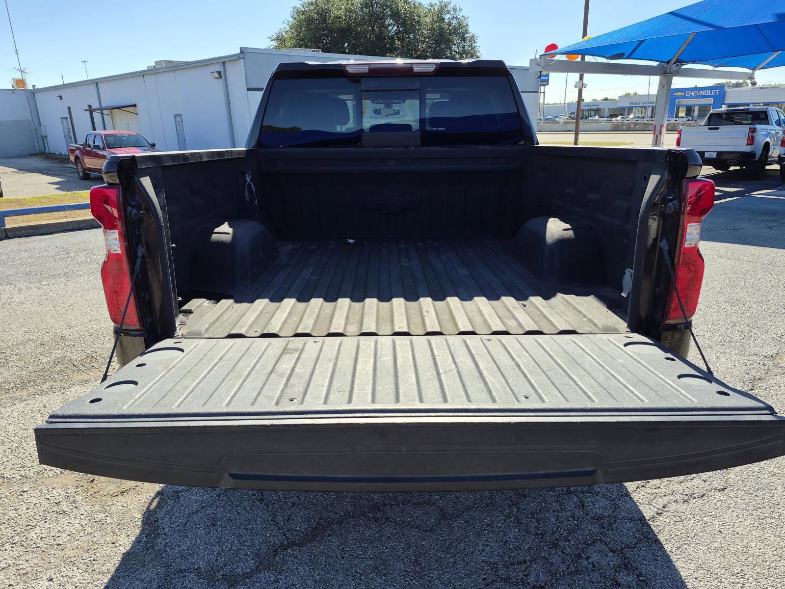 Used 2020 Chevrolet Silverado 1500 LT Trail Boss AWD/4WD image 13