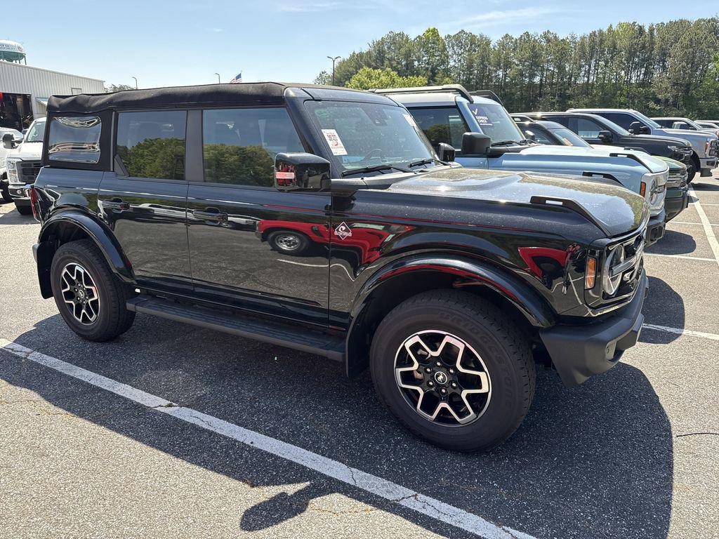 Used 2023 Ford Bronco Outer Banks AWD/4WD image 13