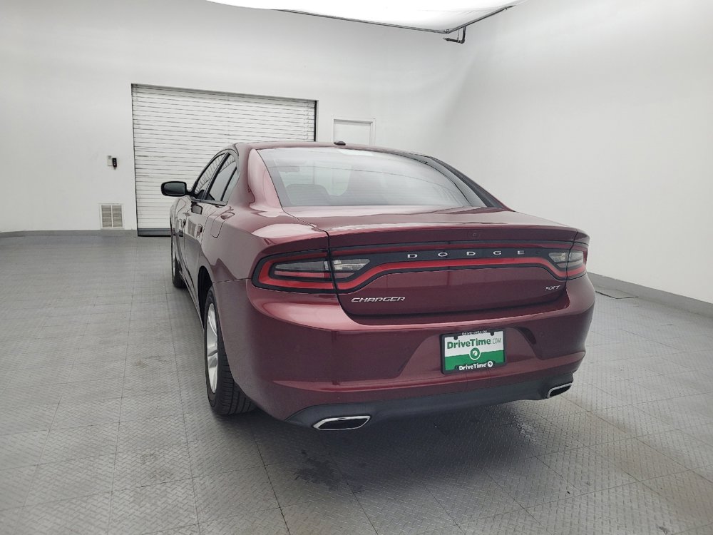 Used 2018 Dodge Charger SXT w/ Travel & Safety Group RWD image 6