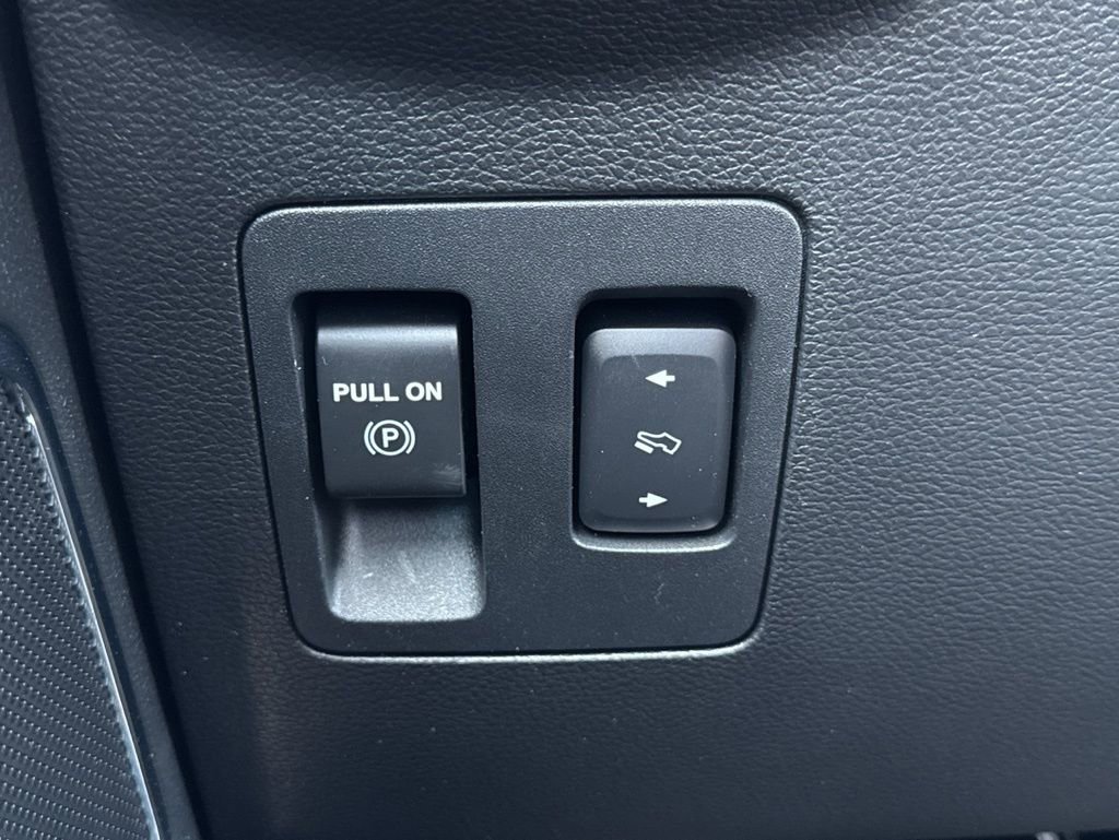 Used 2019 Ford F150 Lariat w/ Trailer Tow Package AWD/4WD image 20