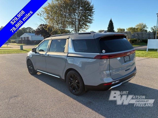 Used 2023 Kia Carnival SX FWD image 4
