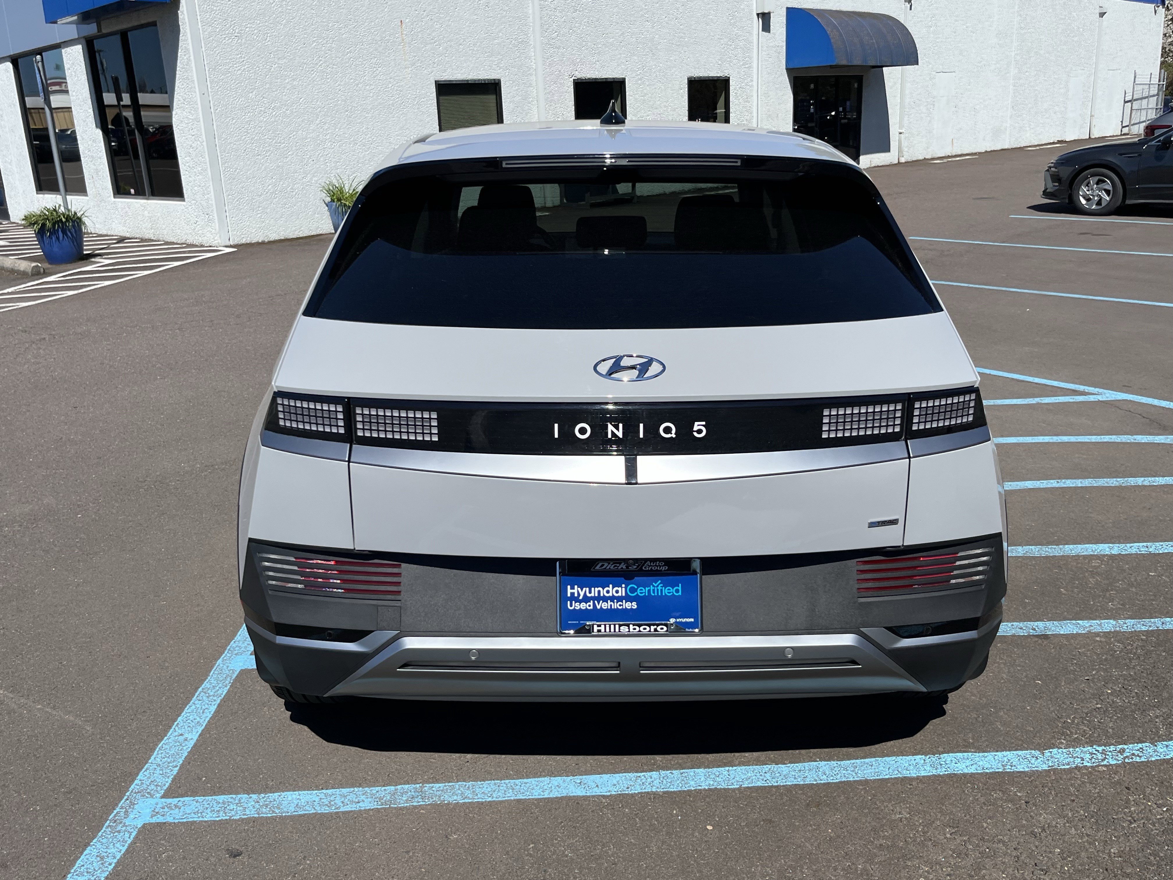 Certified 2024 Hyundai Ioniq 5 SE image 4